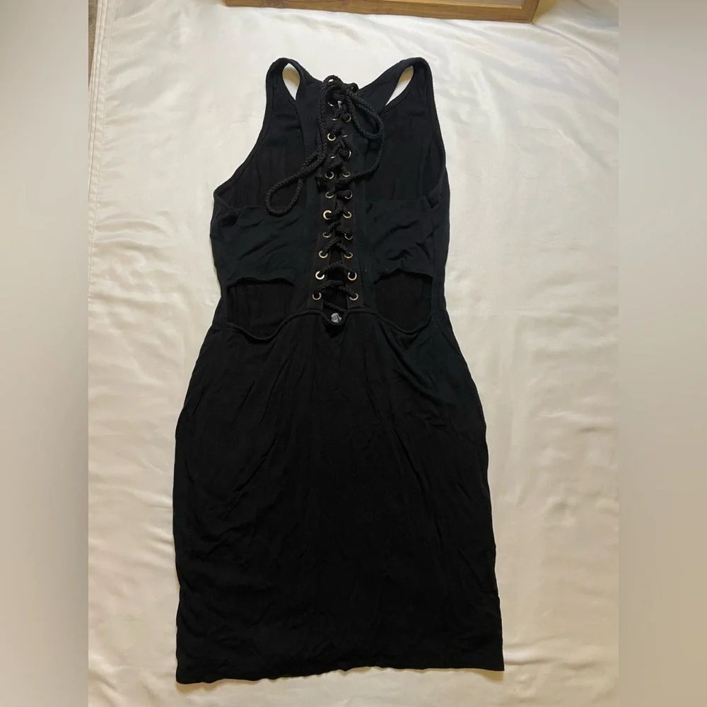 Fashion Nova size large black midi dress - Picture 3 of 4